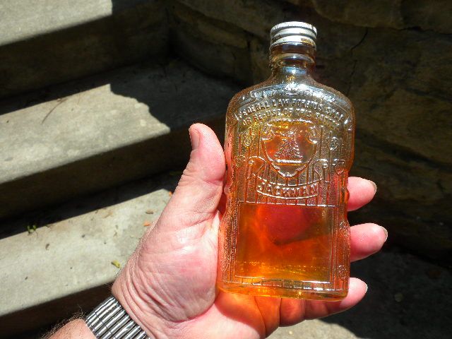 MARIGOLD CARNIVAL JACKMAN WHISKEY 1/2 PINT BOTTLE  