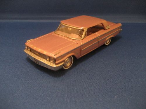 CONQUEST 1963 1/2 FORD GALAXIE 500 XL HT Rose Beige  