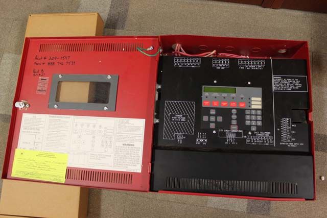 SIMPLEX 4008 9101 FIRE ALARM CONTROL PANEL  