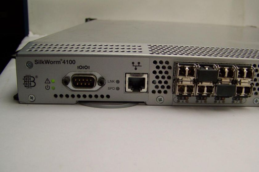   Silkworm 4100 32 Port Fibre Switch UI BR 4120 0001 DL 4120 0001 SAN AA