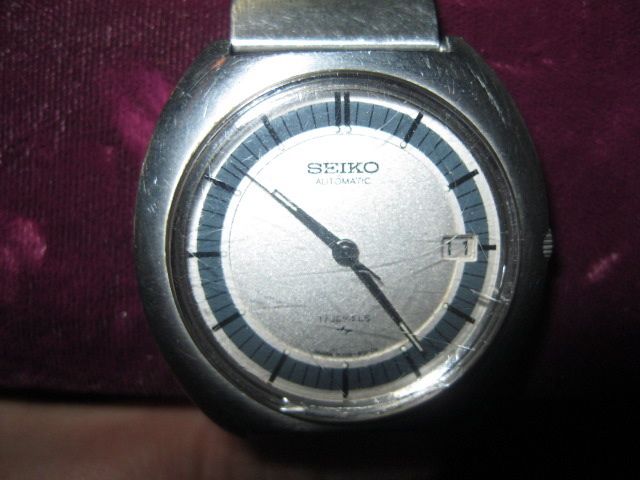 Seiko Automatic 17 Jewels 7005 8200S  