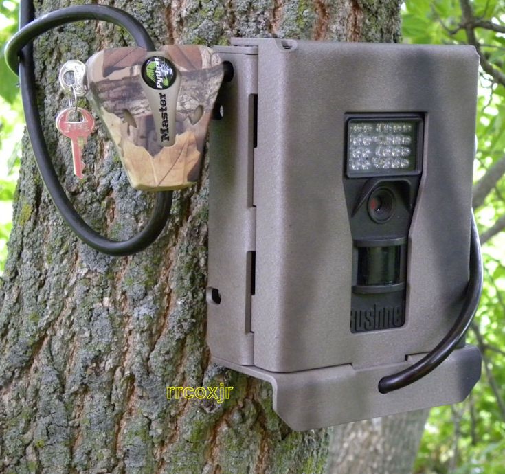 BUSHNELL TROPHY CAM CAMERA HEAVY DUTY SECURITY BOX 2009  