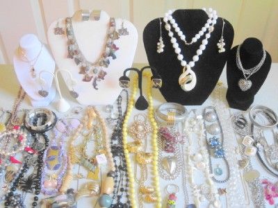 90 Pieces Vintage Modern Estate Costume Jewelry #10  