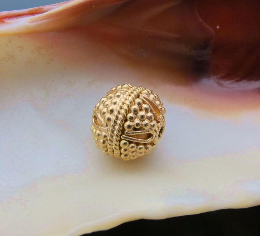 BEAUTIFUL HAND MADE 24K GOLD VERMEIL 10mm GRANULATED BEAD *INTRICATE 