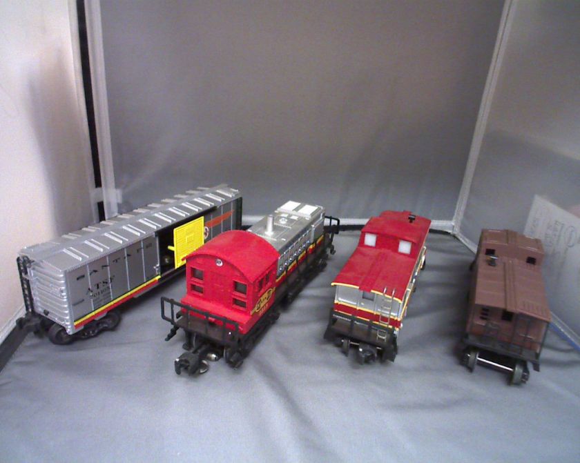 LINE TRAIN LOT 3 OF THEM + FREE LIONEL TRAIN (9075S4)  