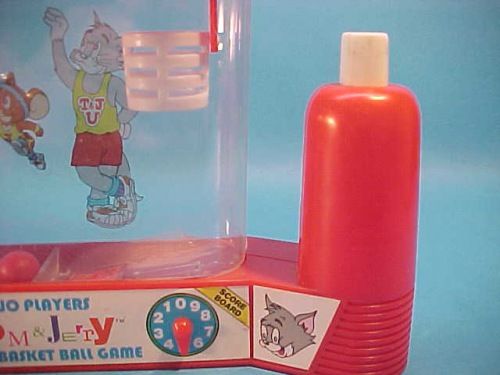 TOM AND JERRY BASKETBALL WATER GAME BOXED VINTAGE 1991  