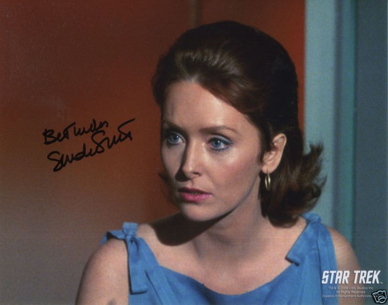 STAR TREKJANICE LESTERSANDRA SMITH AUTOGRAPH SALE  