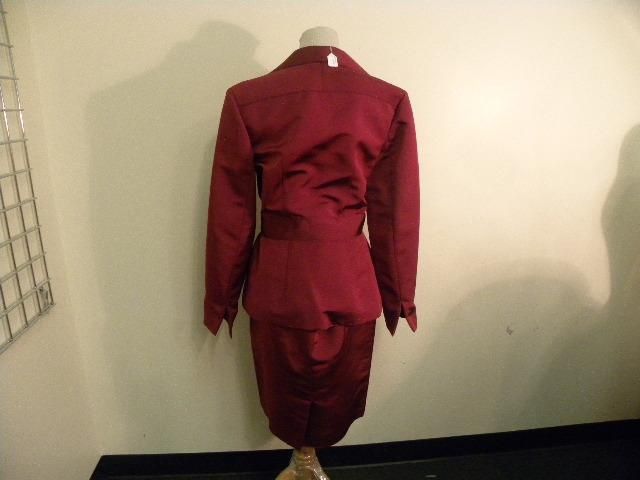 CAROLINA HERRERA wine silk skirt suit 8 BEAUTIFUL  