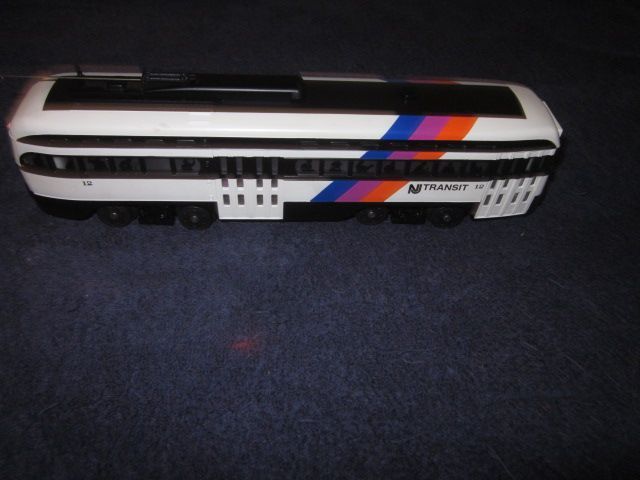   RAILKING N.J. TRANSIT PCC ELECTRIC TROLLEY STREET CAR W/LOCO SOUND