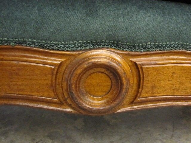 1800s Antique Victorian Style Sofa Couch Button Tuck Upholstry w 