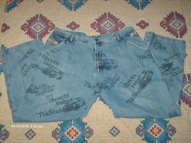 MENS SCHOOL OF HARD KNOCKS JEANS SIZE 42W  