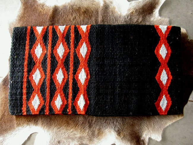 WOOL WESTERN SHOW TRAIL SADDLE BLANKET PAD RED BLACK  