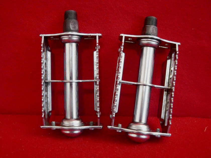 Vintage HTI 792 Road Pedal Set Chrome Nice Cateye Used.  