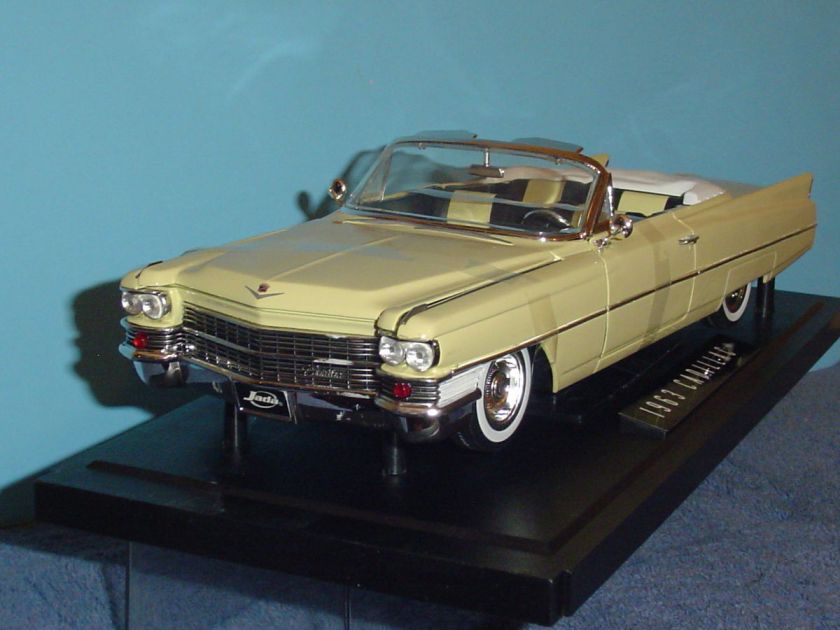 1963 CADILLAC CONVERTIBLE 118 PALE YELLOW by JADA 801310964712  