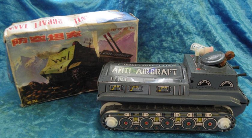 VINTAGE GYRO ACTION ANTI WARCRAFT TANK WITH ORIGINAL BOX MODEL ME 756 