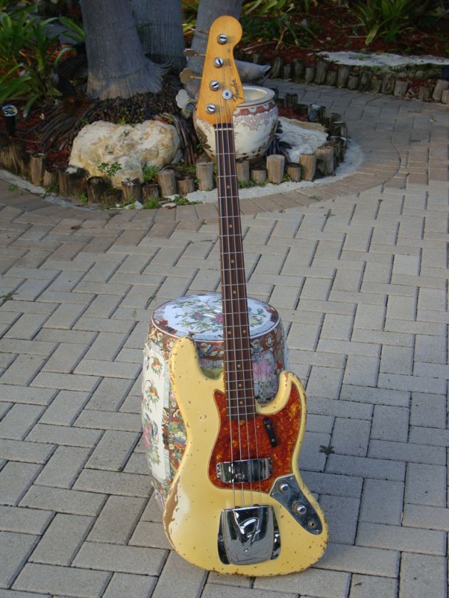 1961 Fender Jazz Bass Custom Color Stack Knob