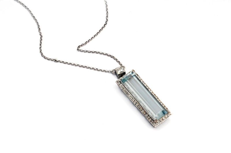 18k White Gold Diamond & Aquamarine Pendant  