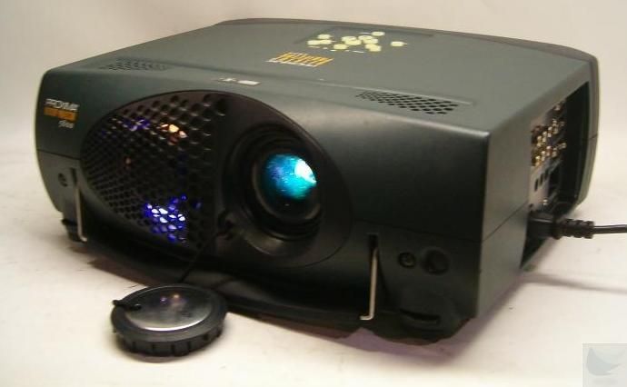 Proxima DP5800 LCD Multimedia Desktop Projector with Case  