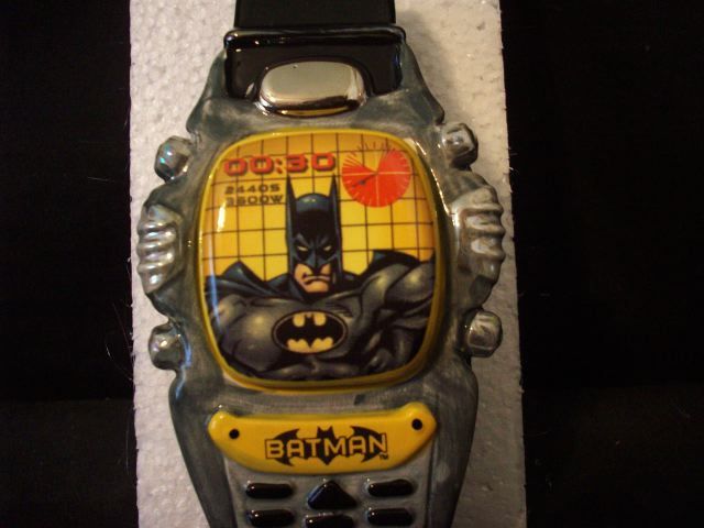 DC COMICS BATMAN WATCH SALT & PEPPER MIB #B797  