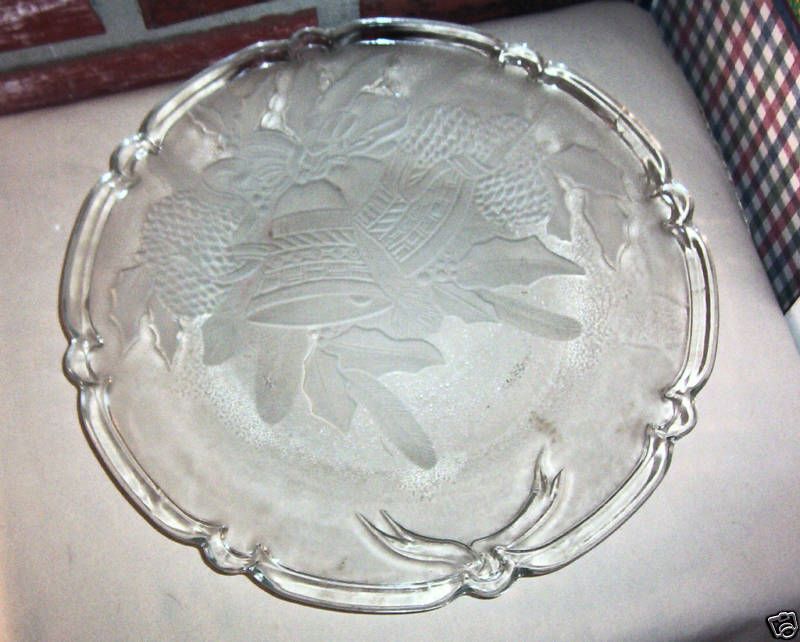 PO CLEAR GLASS CHRISTMAS BELLS 13 SERVING PLATTER  