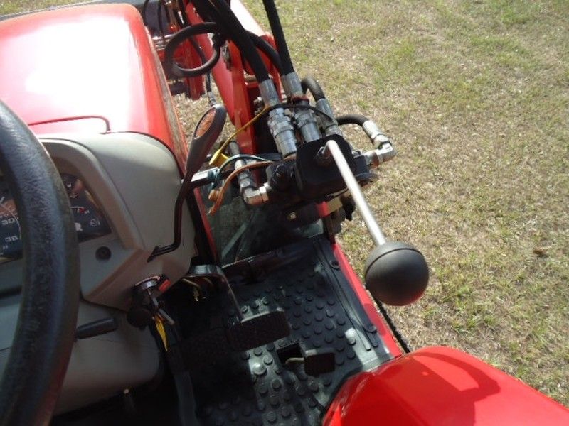 Branson 4720I Tractor in Other   Motors