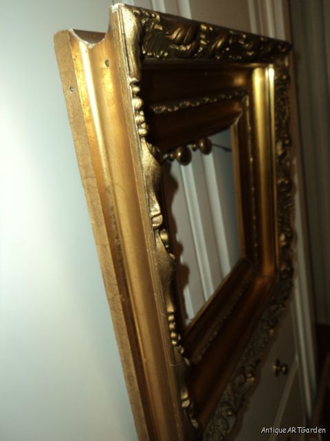 ANTIQUE Victorian Gesso & Gilt Irridescent Picture Frame 9 1/4 x 9 1/2 