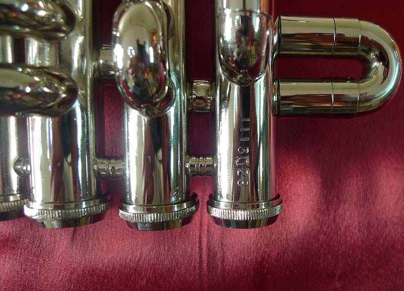 ROCKING OFFER TRISTAR PICCOLO TRUMPET & CASE FAST SHIP  