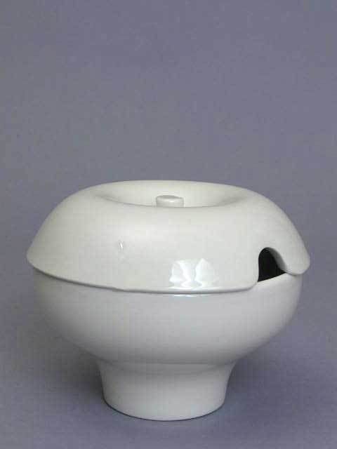 Russel Wright Iroquois Casual China White Redesigned Gravy Boat & Lid 