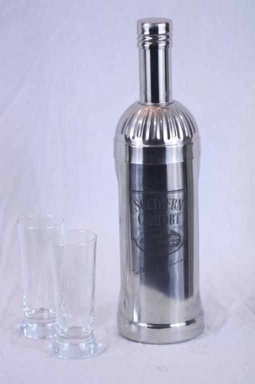 NEW SOUTHERN COMFORT DRINK Cocktail SHAKER WITH STRAINER TOP & FOUR 