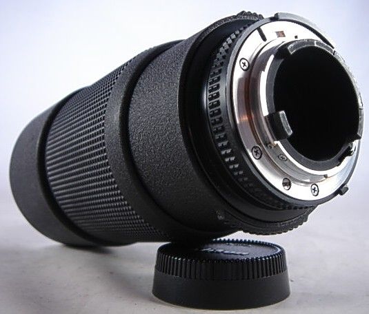 nikon ed af 80 200mm f2 8 d lens with front rear lens caps and case 