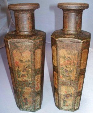 HUNTLEY & PALMER TIN VASES X 2 CHINESE SCENES 1928  