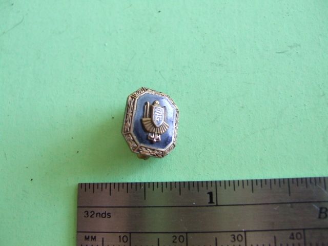 COLLECTIBLE VINTAGE 1930s SF JUNIOR HIGH SCHOOL PIN 1/20 GF GOLD 