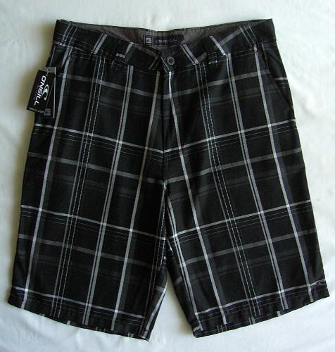 Neill Mens Walking Skate Shorts Black Plaid 34 NEW  