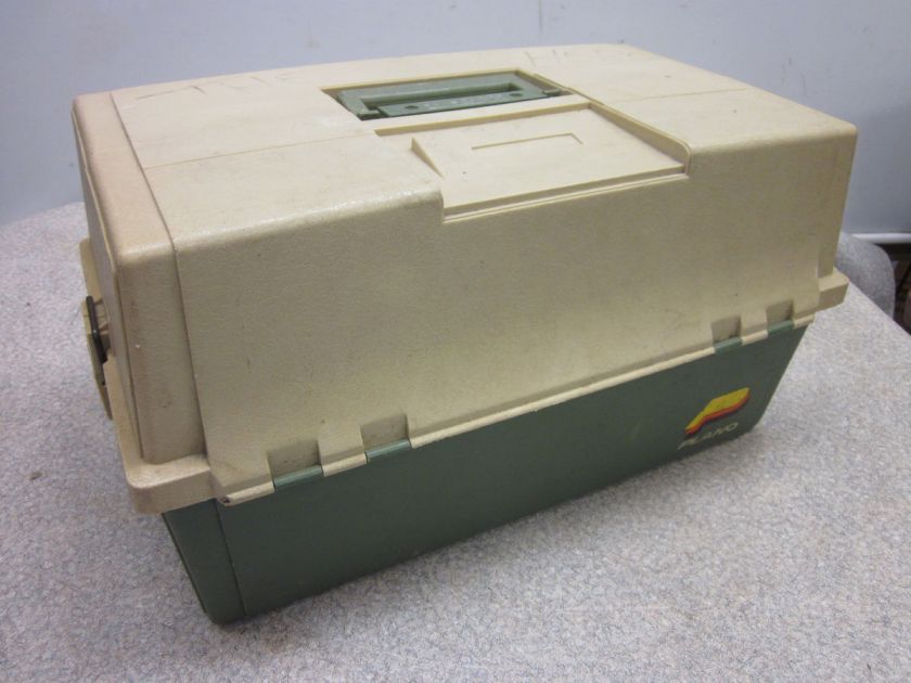 Vintage 16.5x9.5x9.5 Green Plano Tackle Box #8606  
